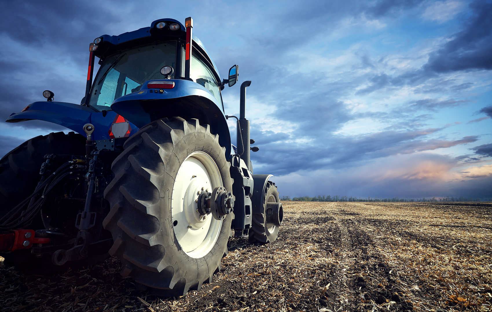 Top 10 Keuntungan saka Traktor Mini Diesel