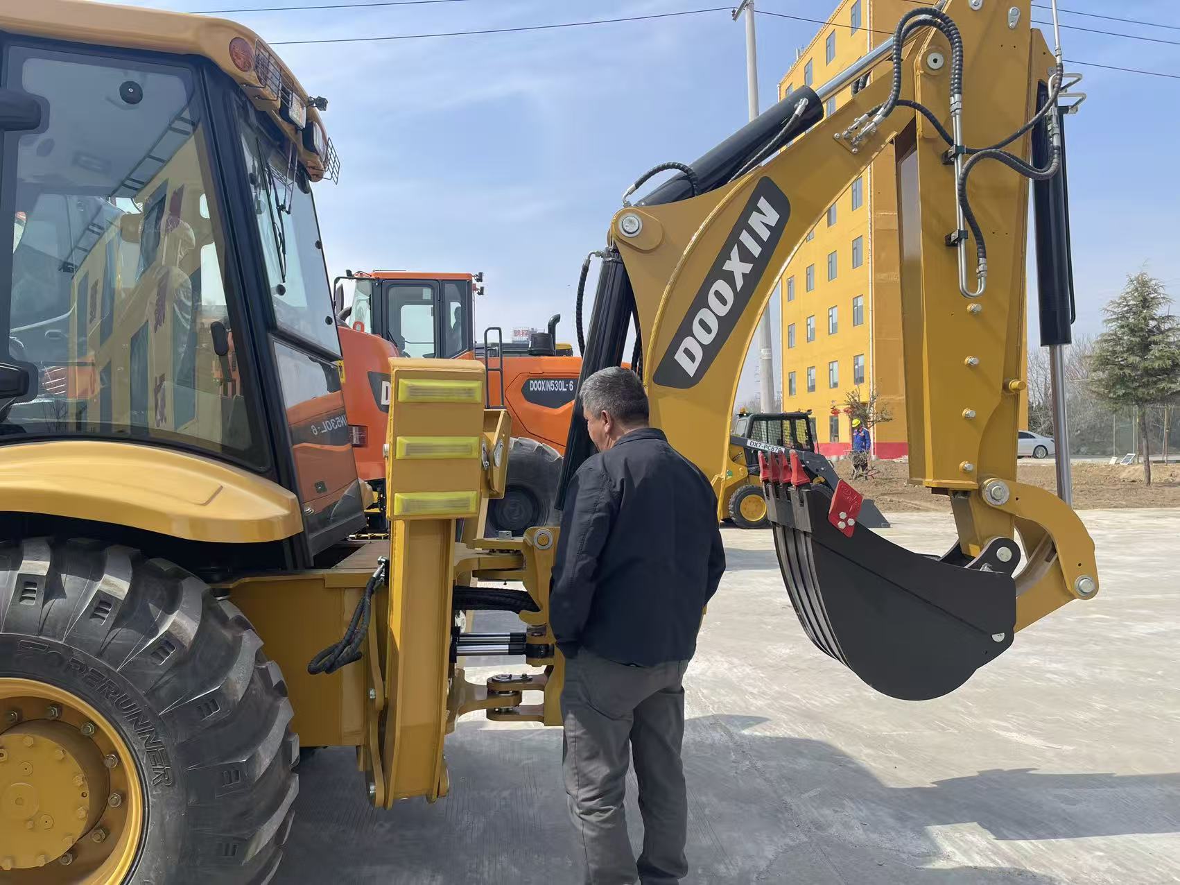 Pelanggan Amerika Selatan Ngunjungi Pabrik Kita